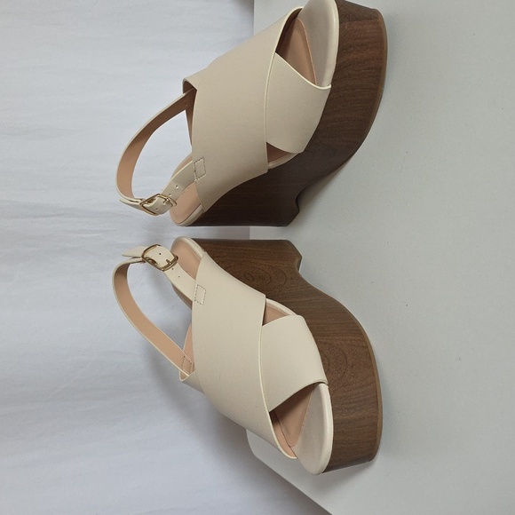 Loft Tan Crossover Platform Sandles.  Size 7 Medium - Picture 7 of 11